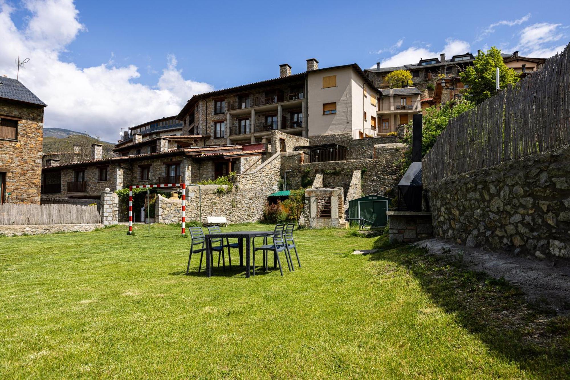 Aparthotel Bellver Bellver De Cerdanya Zewnętrze zdjęcie